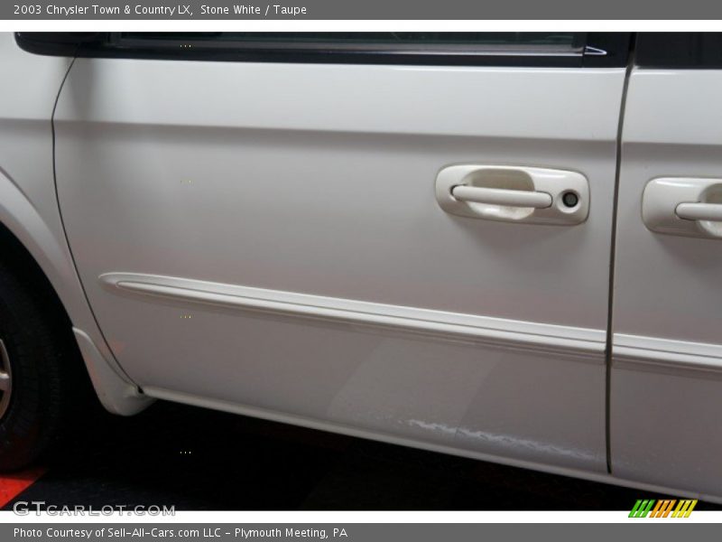 Stone White / Taupe 2003 Chrysler Town & Country LX