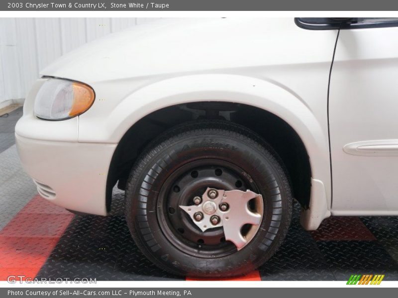 Stone White / Taupe 2003 Chrysler Town & Country LX