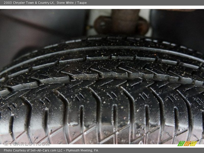 Stone White / Taupe 2003 Chrysler Town & Country LX