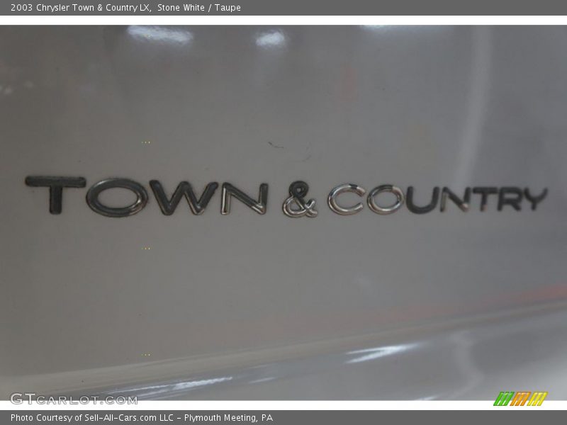 Stone White / Taupe 2003 Chrysler Town & Country LX