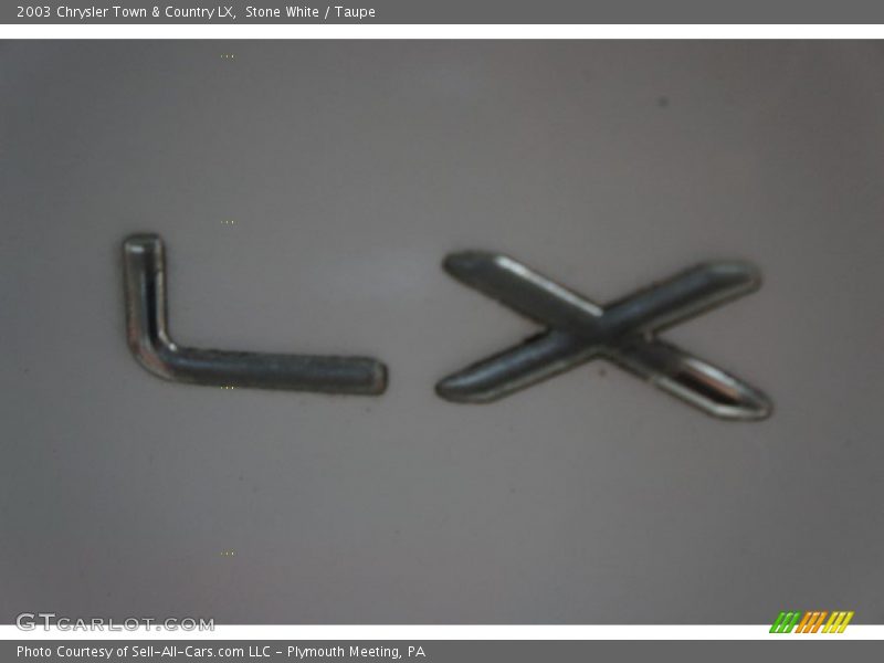Stone White / Taupe 2003 Chrysler Town & Country LX