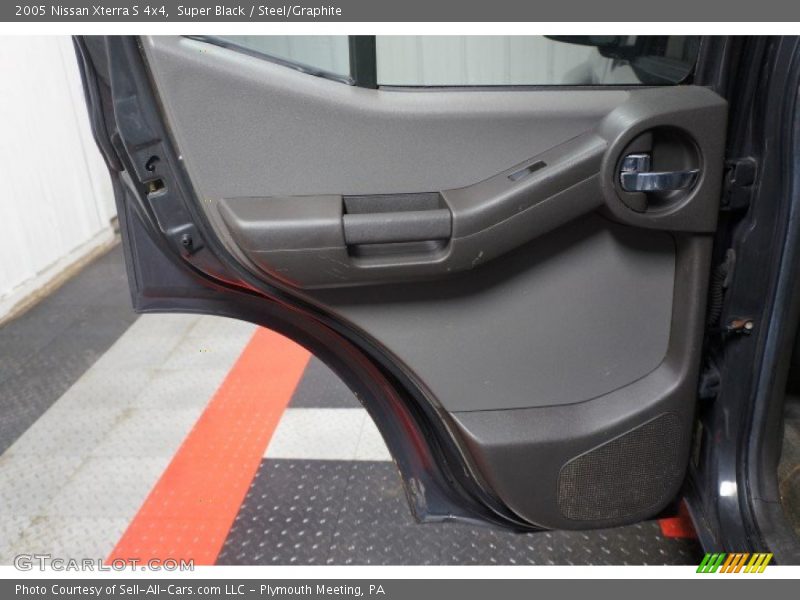Super Black / Steel/Graphite 2005 Nissan Xterra S 4x4