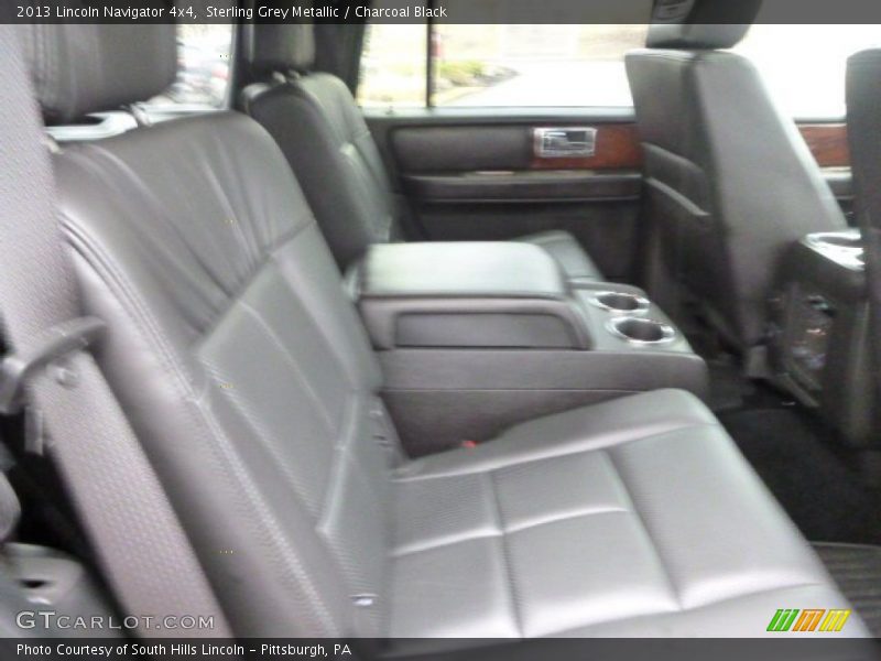 Sterling Grey Metallic / Charcoal Black 2013 Lincoln Navigator 4x4