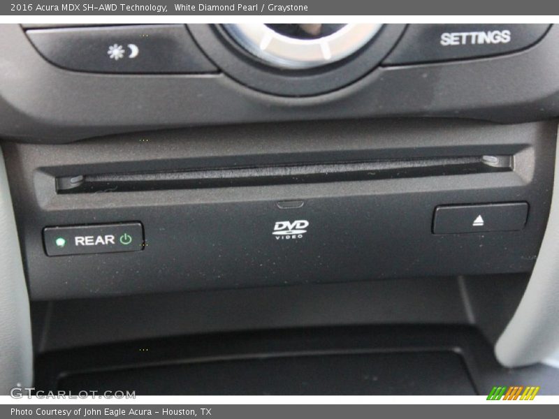 White Diamond Pearl / Graystone 2016 Acura MDX SH-AWD Technology