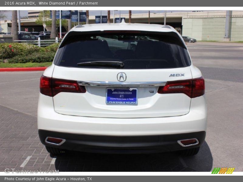 White Diamond Pearl / Parchment 2016 Acura MDX