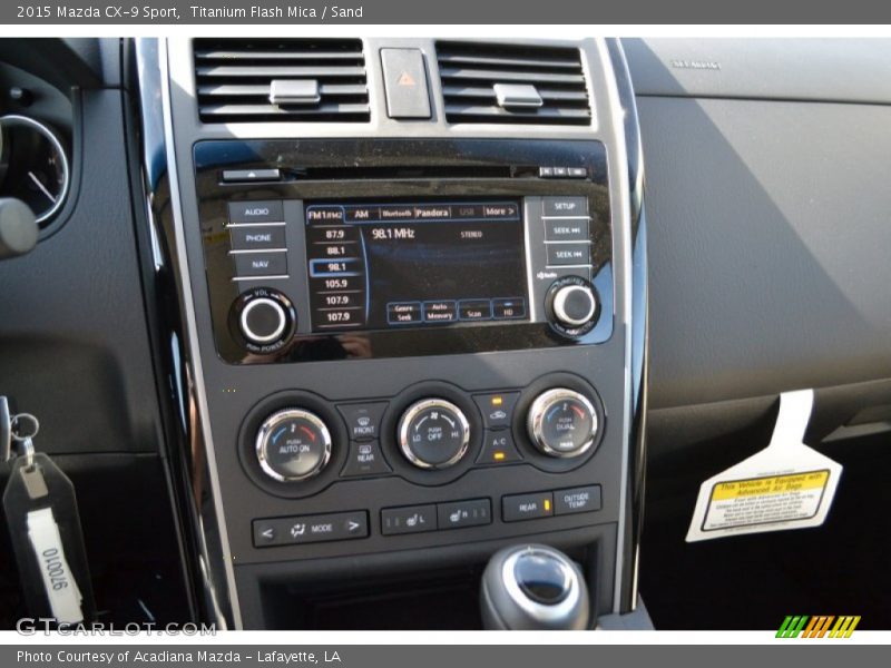 Controls of 2015 CX-9 Sport