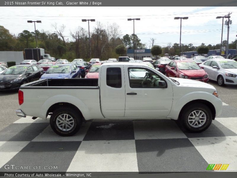 Glacier White / Beige 2015 Nissan Frontier SV King Cab