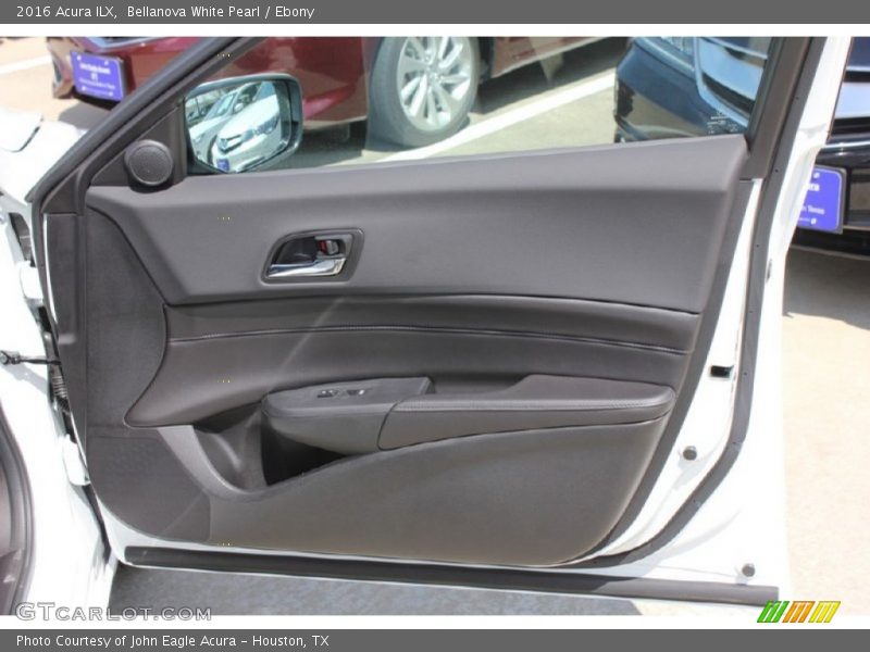 Bellanova White Pearl / Ebony 2016 Acura ILX
