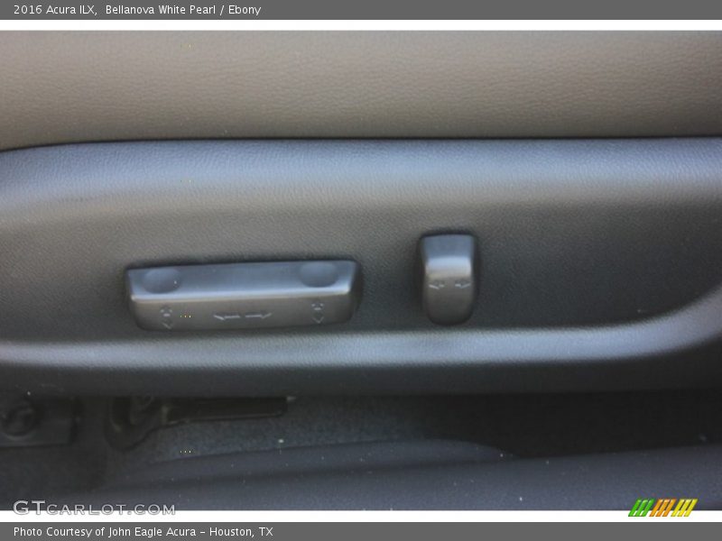 Bellanova White Pearl / Ebony 2016 Acura ILX