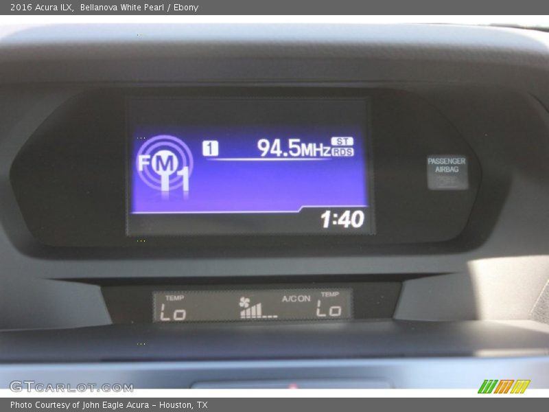 Bellanova White Pearl / Ebony 2016 Acura ILX