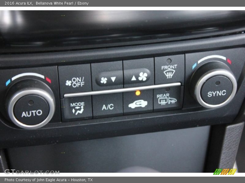 Bellanova White Pearl / Ebony 2016 Acura ILX