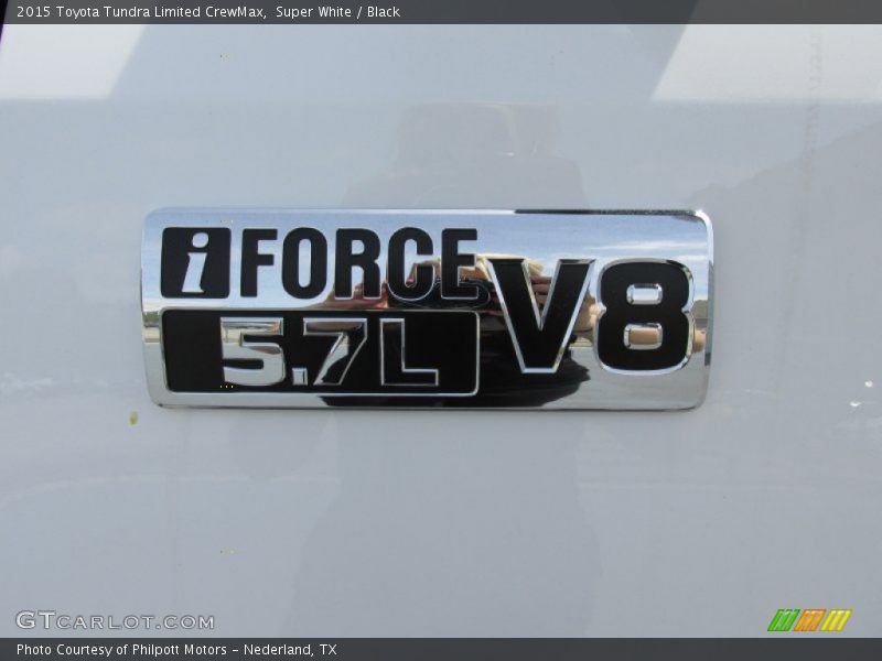 Super White / Black 2015 Toyota Tundra Limited CrewMax