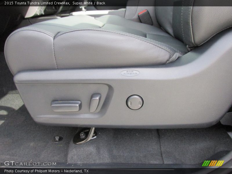 Super White / Black 2015 Toyota Tundra Limited CrewMax