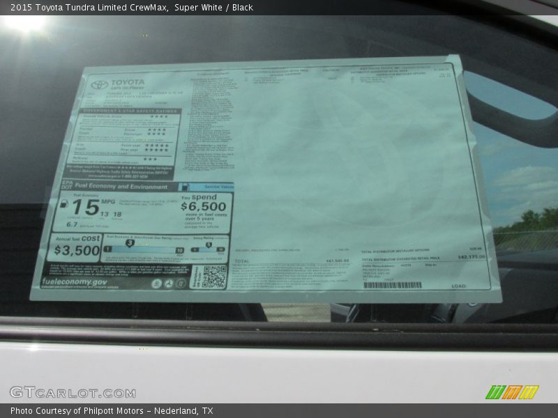 Super White / Black 2015 Toyota Tundra Limited CrewMax