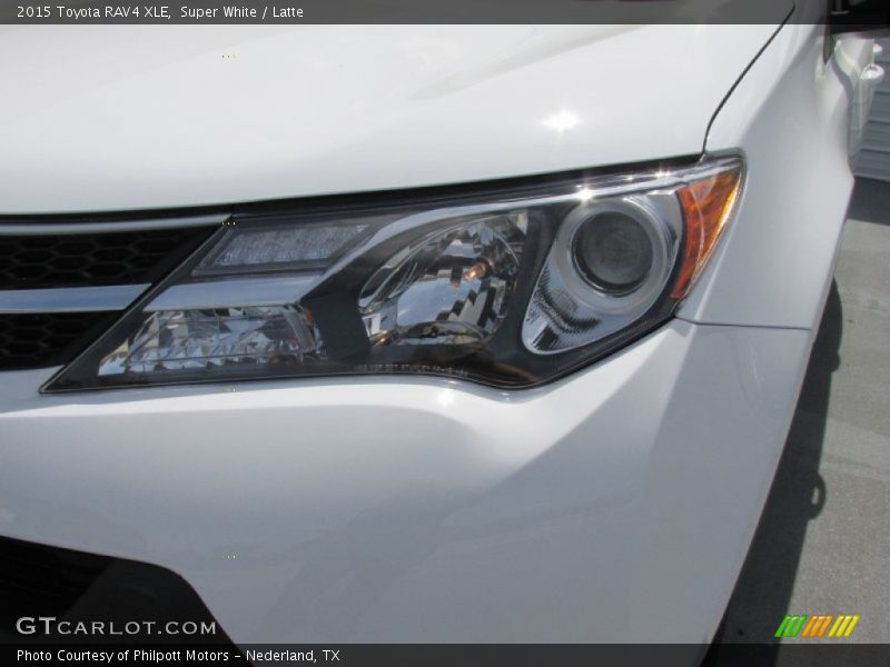 Super White / Latte 2015 Toyota RAV4 XLE