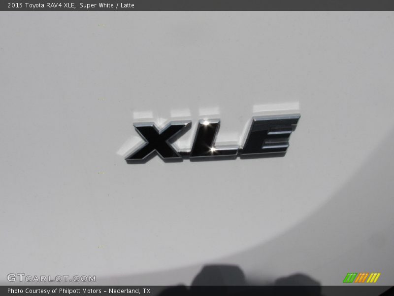 Super White / Latte 2015 Toyota RAV4 XLE
