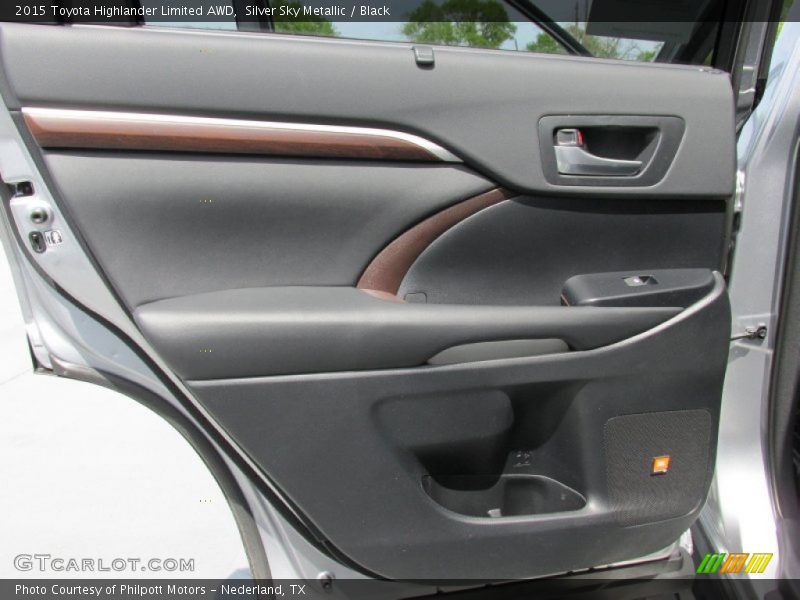 Silver Sky Metallic / Black 2015 Toyota Highlander Limited AWD
