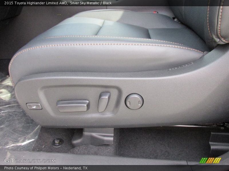 Silver Sky Metallic / Black 2015 Toyota Highlander Limited AWD
