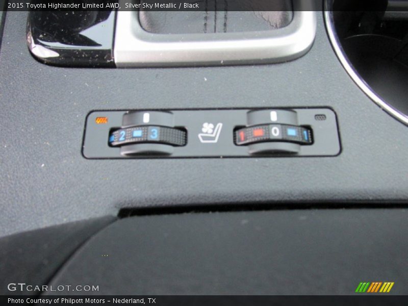 Silver Sky Metallic / Black 2015 Toyota Highlander Limited AWD
