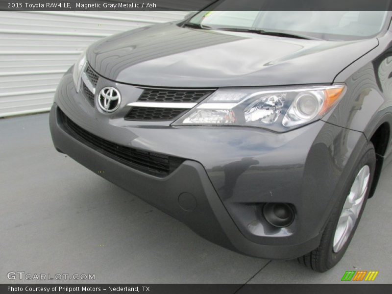 Magnetic Gray Metallic / Ash 2015 Toyota RAV4 LE