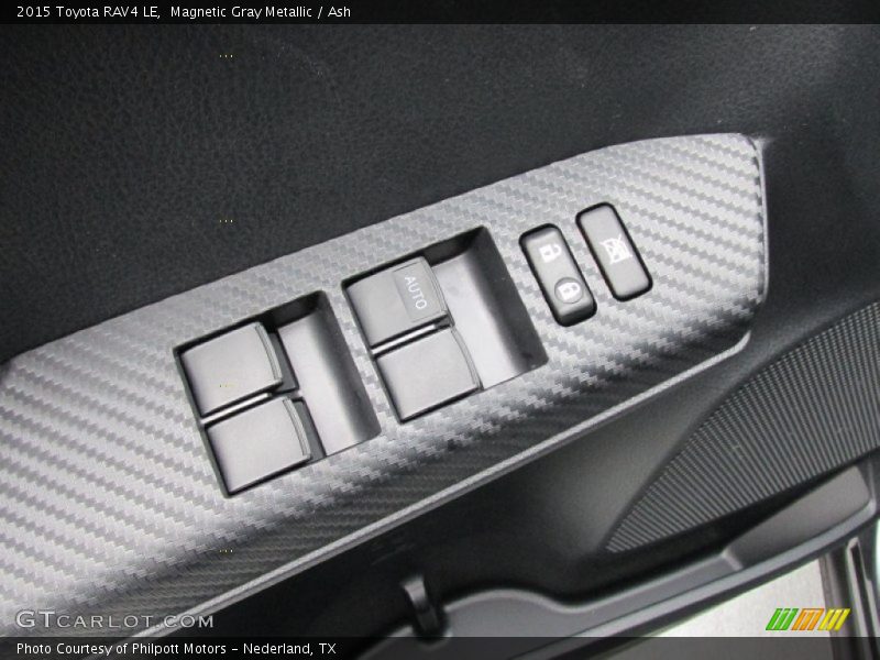 Magnetic Gray Metallic / Ash 2015 Toyota RAV4 LE