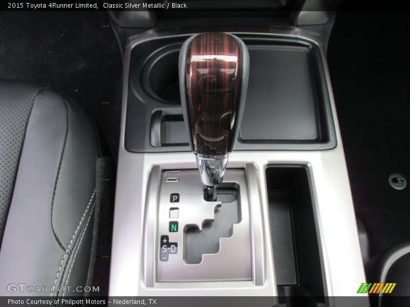 Classic Silver Metallic / Black 2015 Toyota 4Runner Limited