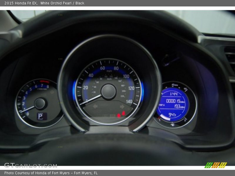 White Orchid Pearl / Black 2015 Honda Fit EX