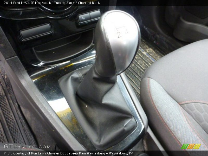 Tuxedo Black / Charcoal Black 2014 Ford Fiesta SE Hatchback