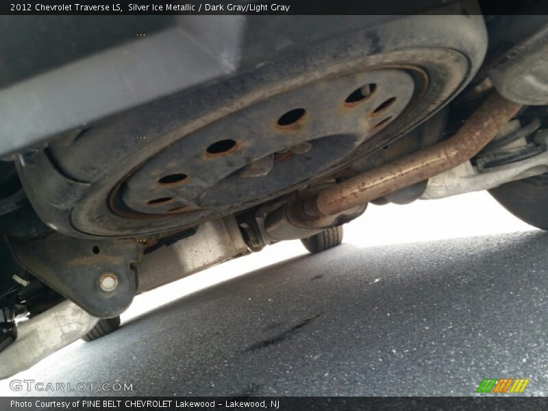 Silver Ice Metallic / Dark Gray/Light Gray 2012 Chevrolet Traverse LS