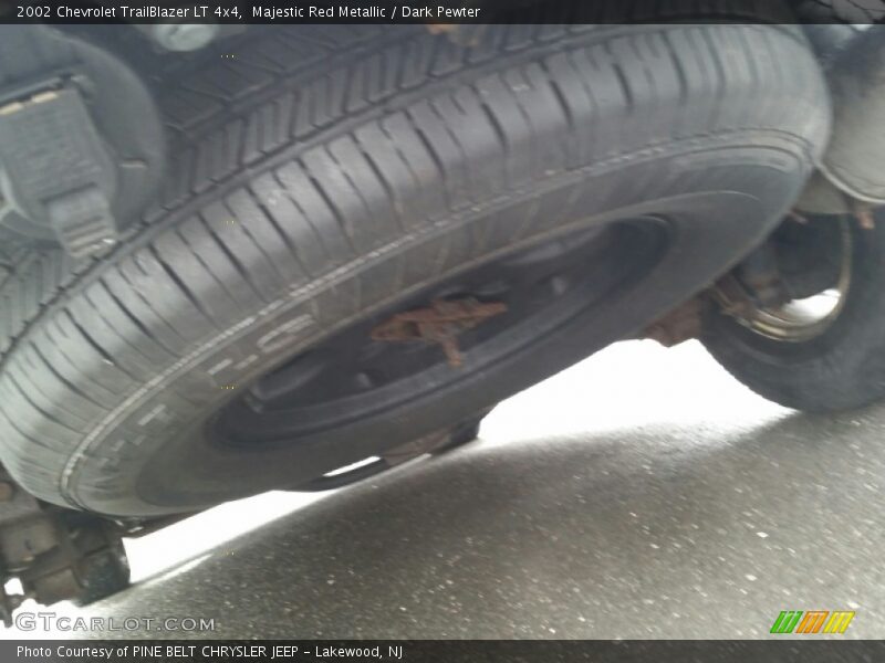 Majestic Red Metallic / Dark Pewter 2002 Chevrolet TrailBlazer LT 4x4