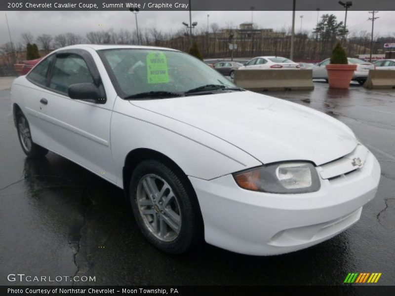 Summit White / Graphite Gray 2005 Chevrolet Cavalier Coupe