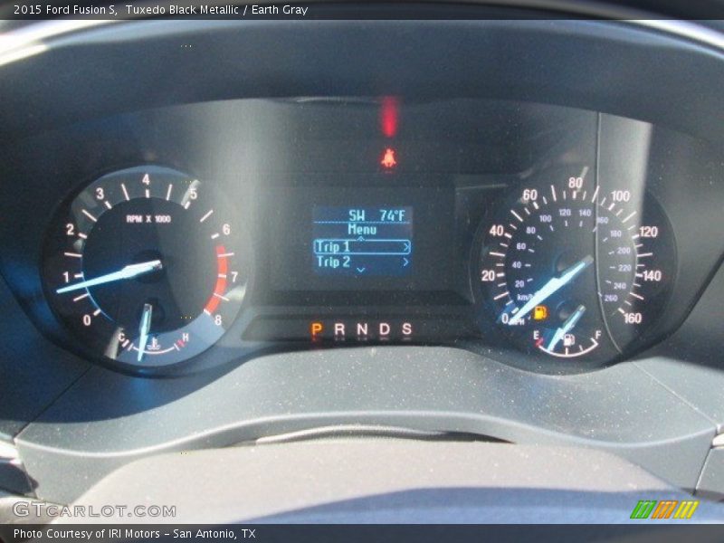 Tuxedo Black Metallic / Earth Gray 2015 Ford Fusion S