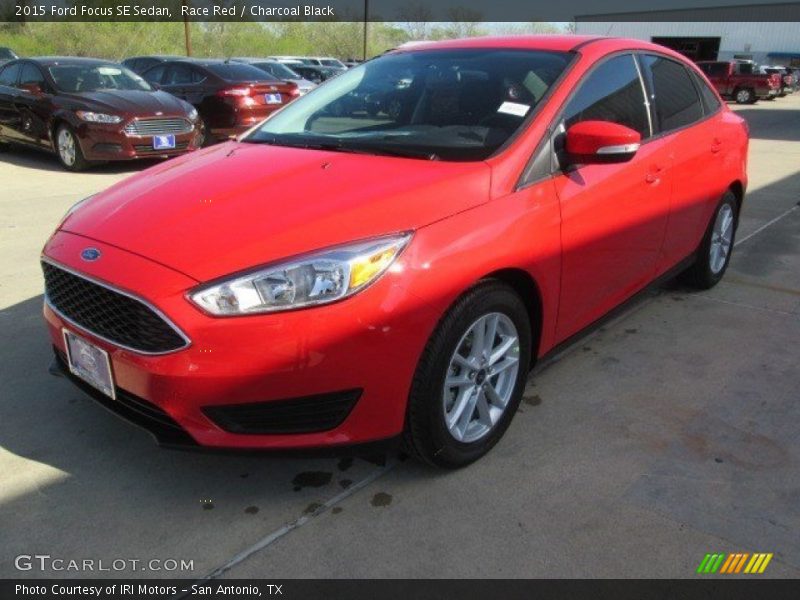 Race Red / Charcoal Black 2015 Ford Focus SE Sedan