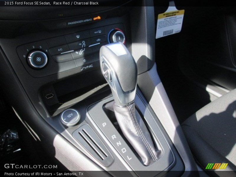 Race Red / Charcoal Black 2015 Ford Focus SE Sedan