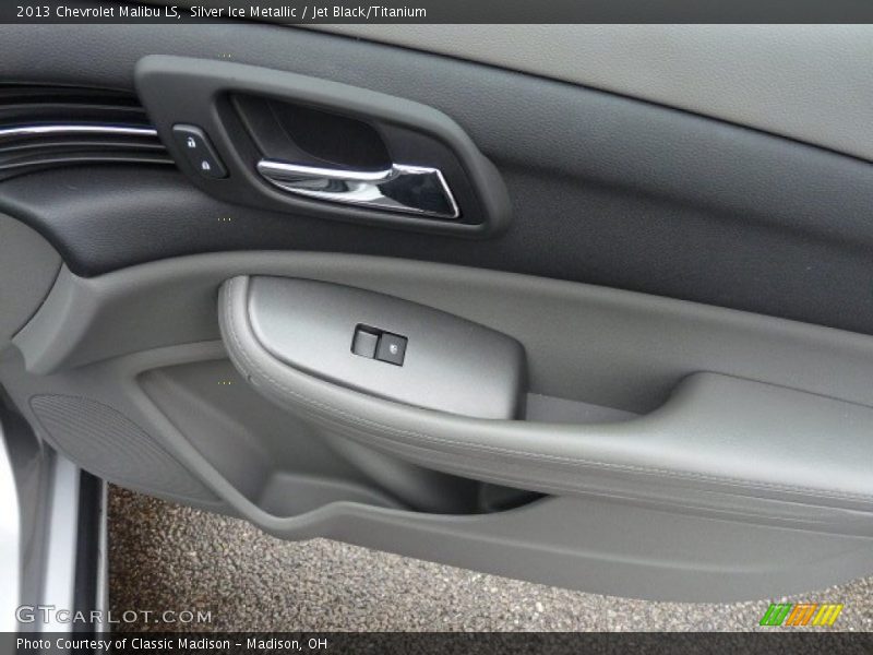 Silver Ice Metallic / Jet Black/Titanium 2013 Chevrolet Malibu LS