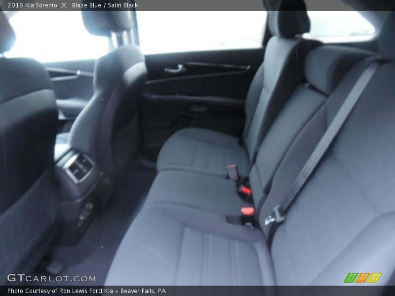 Rear Seat of 2016 Sorento LX