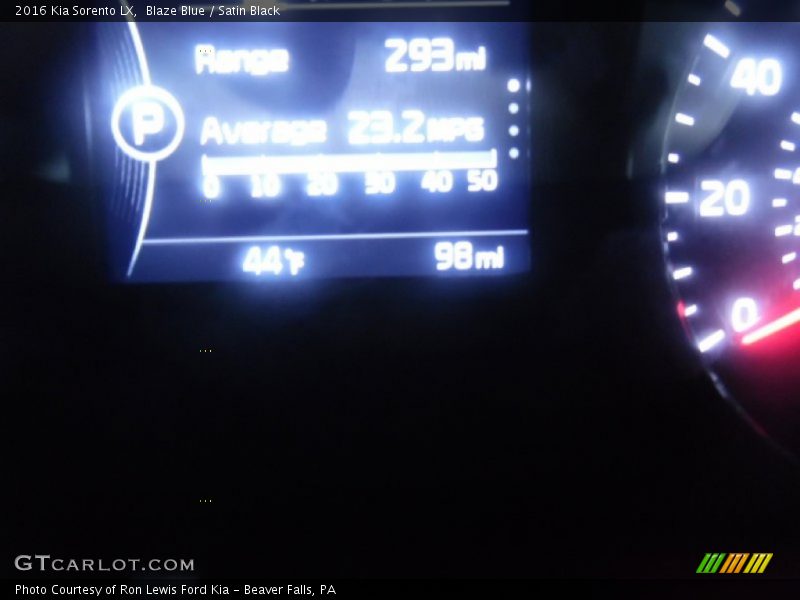 Blaze Blue / Satin Black 2016 Kia Sorento LX