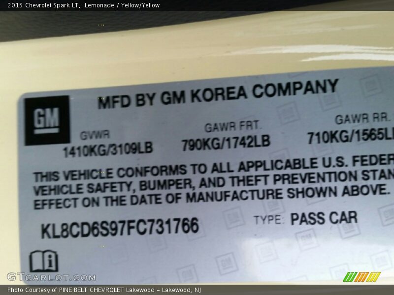 Lemonade / Yellow/Yellow 2015 Chevrolet Spark LT