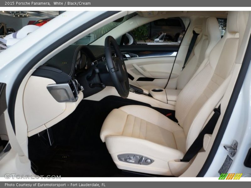 Front Seat of 2015 Panamera 