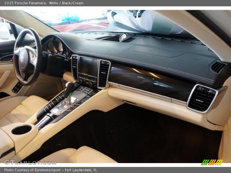 Dashboard of 2015 Panamera 