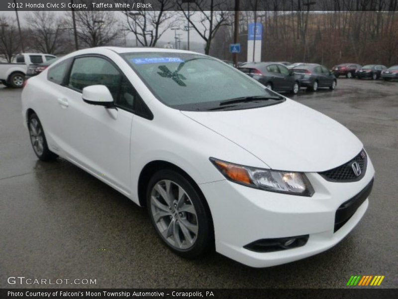 Front 3/4 View of 2012 Civic Si Coupe