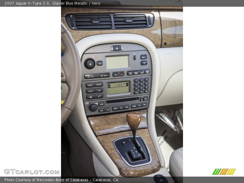 Controls of 2007 X-Type 3.0