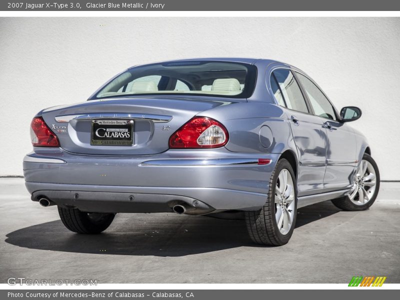 Glacier Blue Metallic / Ivory 2007 Jaguar X-Type 3.0