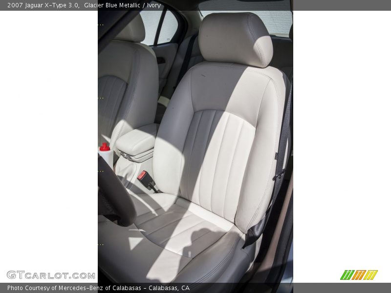 Glacier Blue Metallic / Ivory 2007 Jaguar X-Type 3.0