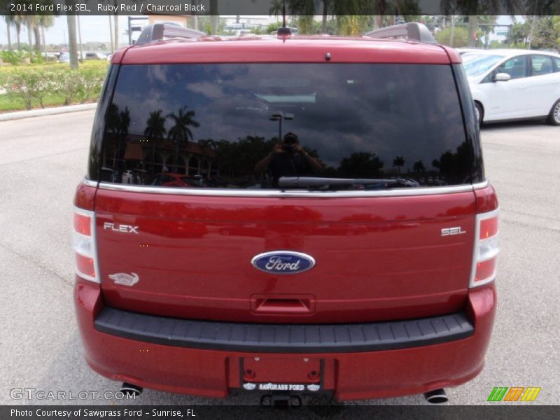 Ruby Red / Charcoal Black 2014 Ford Flex SEL