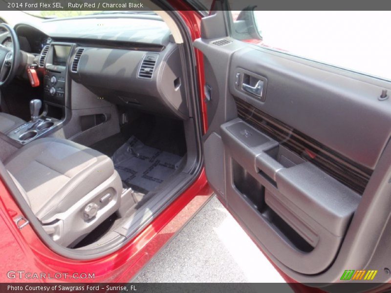 Ruby Red / Charcoal Black 2014 Ford Flex SEL