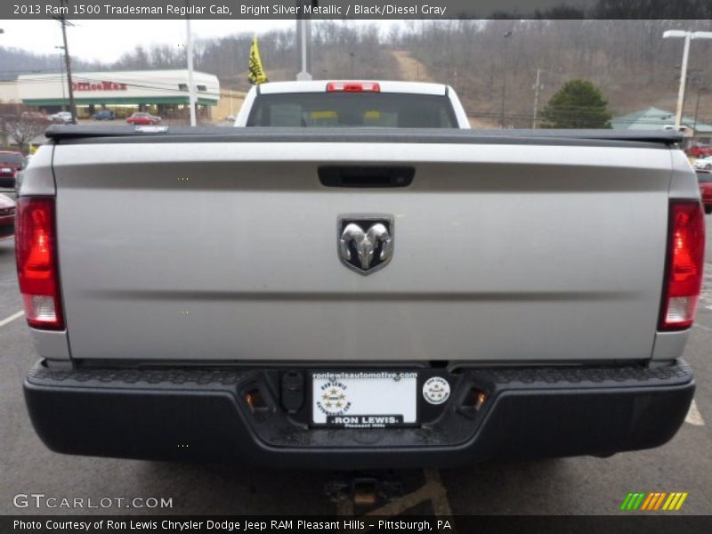 Bright Silver Metallic / Black/Diesel Gray 2013 Ram 1500 Tradesman Regular Cab