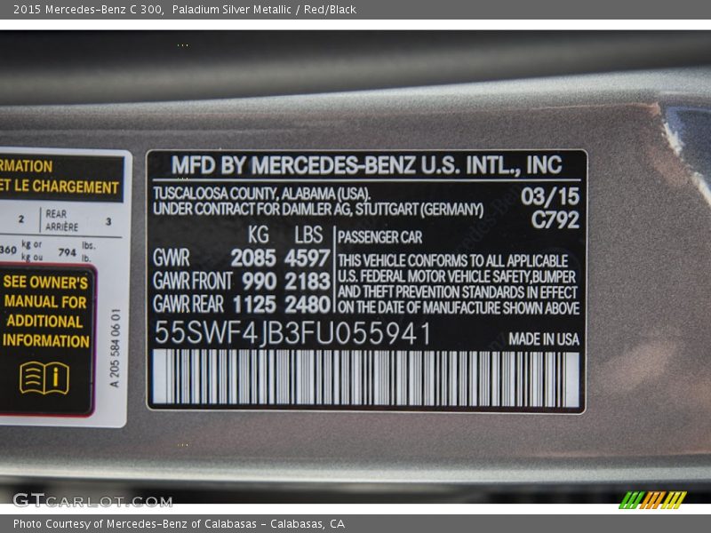 Paladium Silver Metallic / Red/Black 2015 Mercedes-Benz C 300