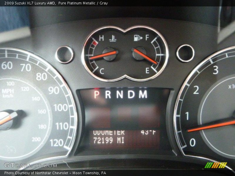 Pure Platinum Metallic / Gray 2009 Suzuki XL7 Luxury AWD