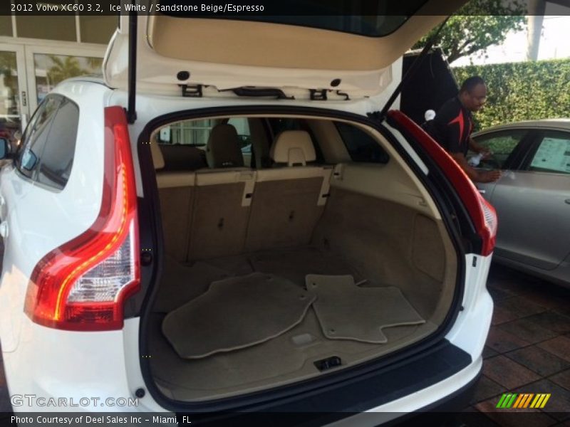 Ice White / Sandstone Beige/Espresso 2012 Volvo XC60 3.2